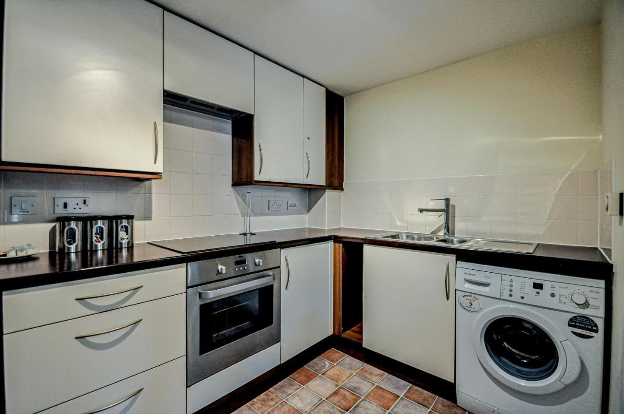 Kings Quarter - Four Bed Apartment - #0202 Maidenhead Exterior photo